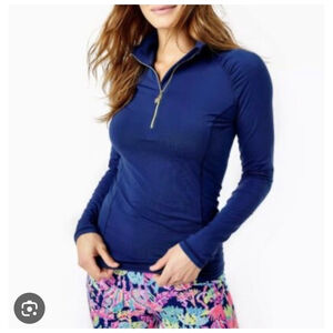 LILLY PULITZER Top Justine Half Zip UPF 50, Size Small in Excellent Condition